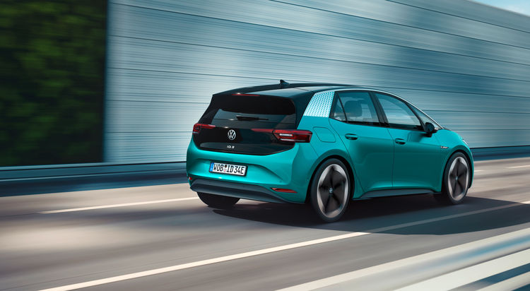 VW Major Car Plant Converts to 100% EV Production