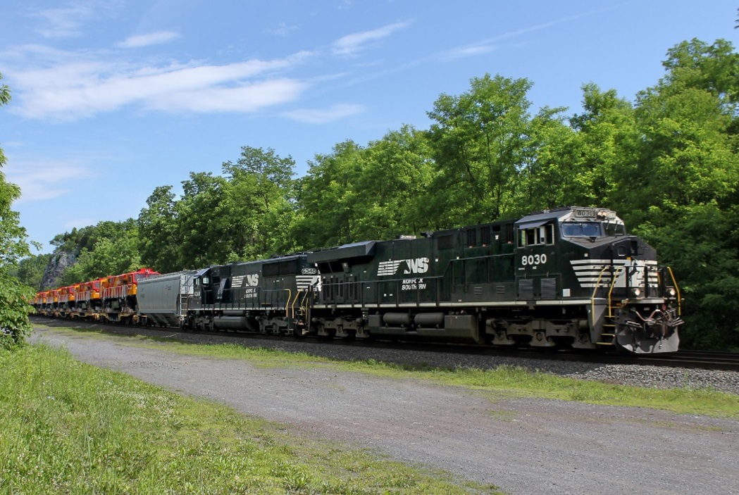 Norfolk Southern Sources 59,000 MWh of Renewable Energy to Power Operations