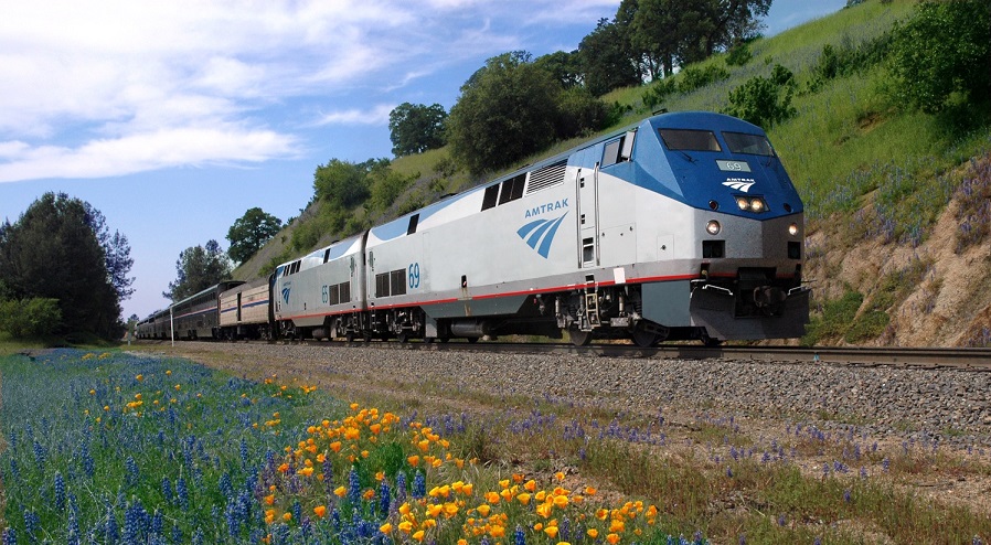Amtrak Pledges to Reach Net Zero Emissions Across Network by 2045
