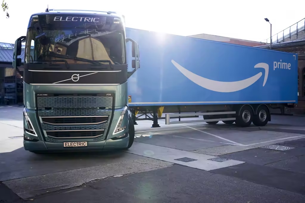 Amazon Orders Heavy Duty Electric Trucks from Volvo to Support Fleet Decarbonization
