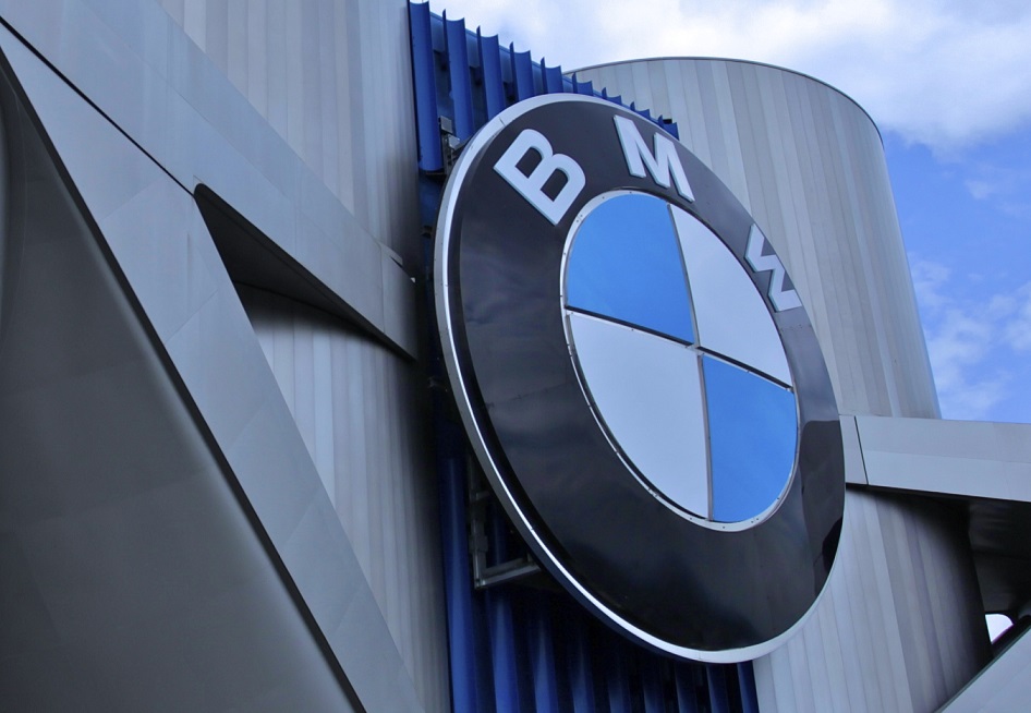 BMW Investing $1.7 Billion in U.S. EV and Battery Capacity