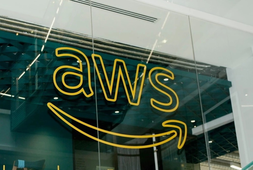 Amazon’s AWS Pledges to be Water Positive by 2030