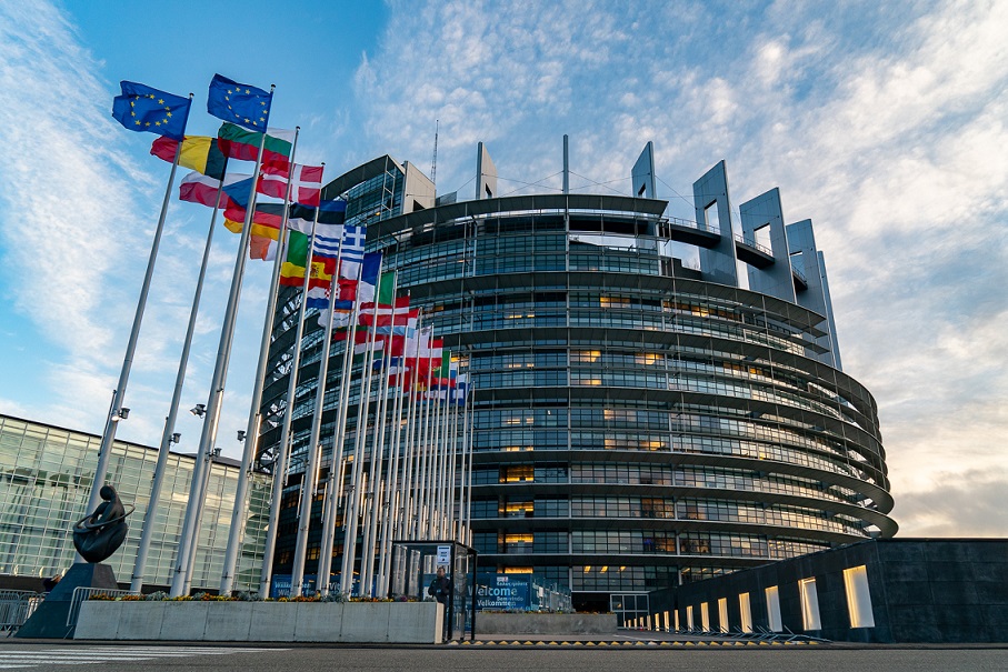 EU Parliament Votes to Require Companies to Introduce Climate Transition Plans