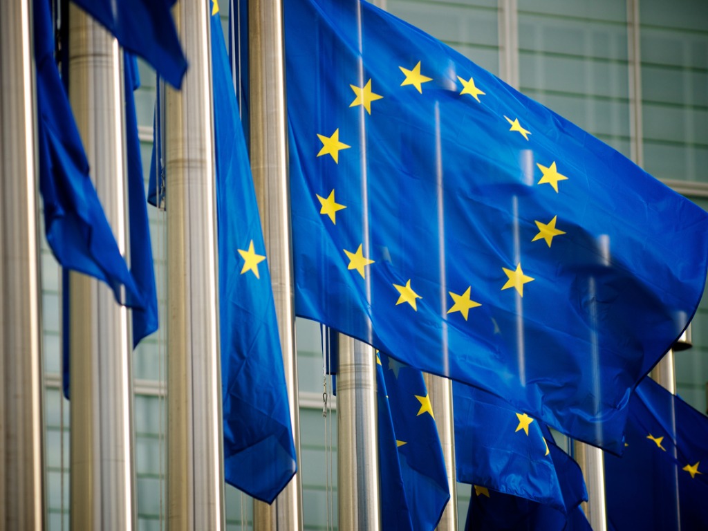 EU Regulators Find Growing Greenwashing Risk for Banks, Asset Managers