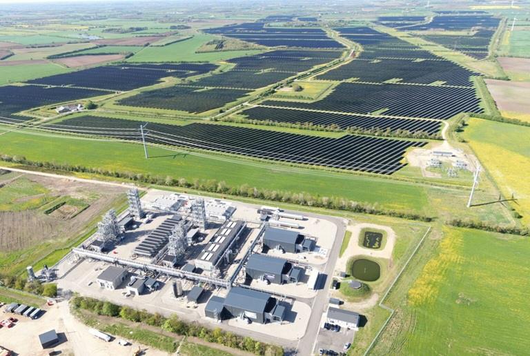 First-Ever Commercial e-Methanol Plant Begins Shipping to LEGO, Maersk, Novo Nordisk