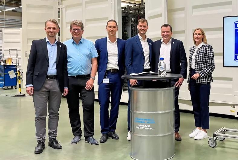 Rolls-Royce Partners with INERATEC to Power Data Centers with E-Fuels