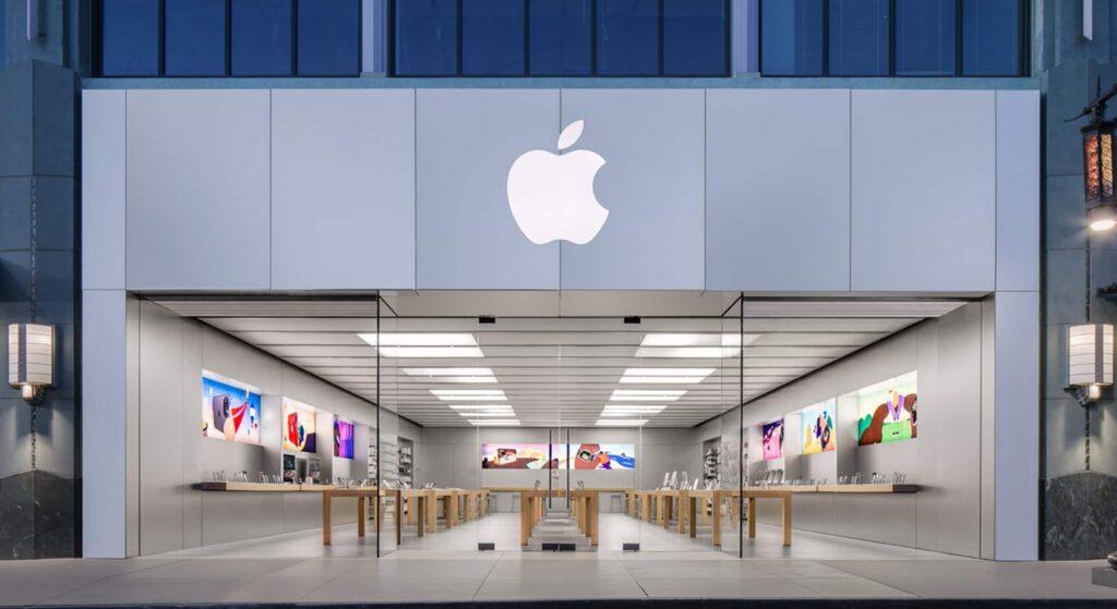 Apple Invests in 650 MW of New Renewables Projects to Address Carbon Footprint of Product Use Apple Invests in 650 MW of New Renewables Projects to Address Carbon Footprint of Product Use