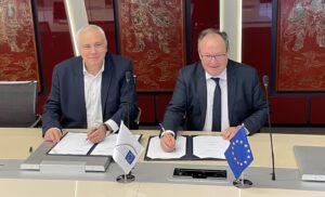 Crédit Agricole, EIB Partner to Unlock €8 Billion Financing for Wind Energy