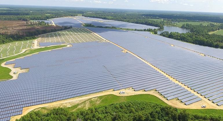 Meta Signs 2.5 GW of U.S. Clean Energy Deals with NextEra