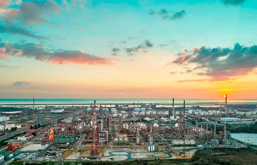 Moeve to Build $1.2 Billion Green Hydrogen Plant in Spain