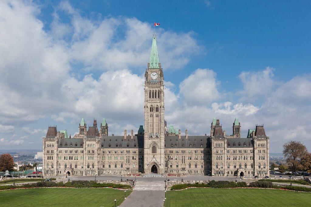 Canada Looks to Enter International Carbon Market