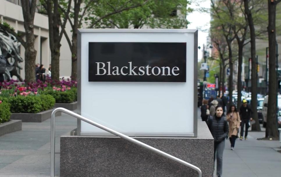 Blackstone Raises $8.7 Billion for Energy Transition Fund